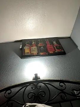 Snapshot of RoyalWearing chatting on October 28, 2025, 3:07 am RoyalWearing online show from October 28, 2025, 3:07 am