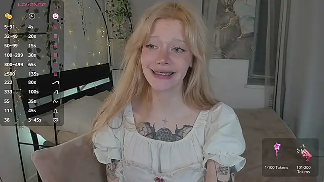 Snapshot of boobsybootie chatting on July 3, 2026, 9:10 pm boobsybootie online show from July 3, 2026, 9:10 pm