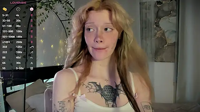 Snapshot of boobsybootie chatting on June 8, 2026, 1:50 am boobsybootie online show from June 8, 2026, 1:50 am