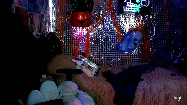 Snapshot of JINX_26 chatting on October 31, 2025, 1:02 am JINX 26 online show from October 31, 2025, 1:02 am