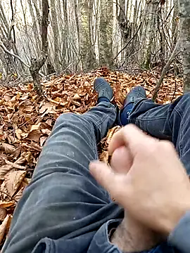 Yaramaz331 online show from November 11, 2025, 7:47 am