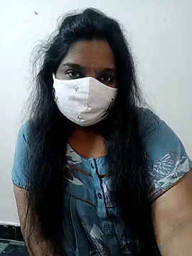 Snapshot of lovely-latha chatting on February 18, 2026, 7:06 am lovely-latha online show from February 18, 2026, 7:06 am