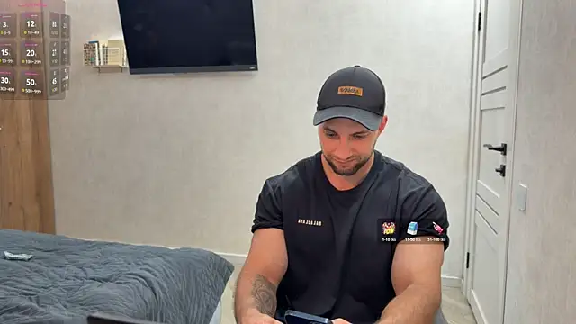Snapshot of michaelbradleu chatting on July 24, 2026, 7:54 pm michaelbradleu online show from July 24, 2026, 7:54 pm