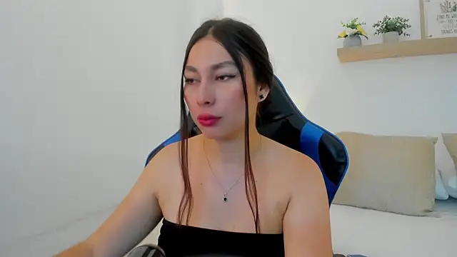 bella 99  online show from August 7, 2026, 11:38 am