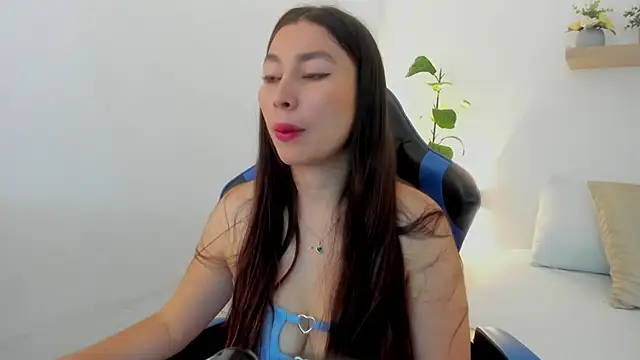 bella 99  online show from July 29, 2026, 11:20 am