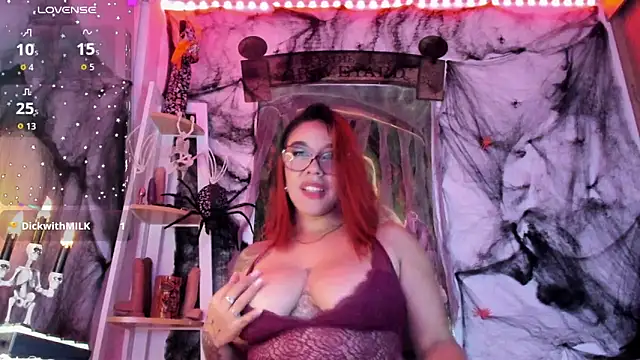 Snapshot of andrea_lopezz_ chatting on October 15, 2025, 12:31 am andrea lopezz online show from October 15, 2025, 12:31 am