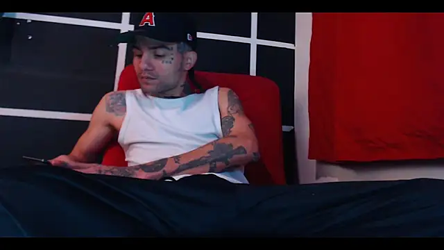 Christian Stiven1 online show from November 27, 2025, 3:12 pm