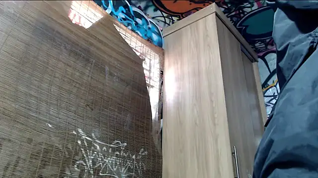 Snapshot of Justin_Frank chatting on October 14, 2025, 4:40 pm Justin Frank online show from October 14, 2025, 4:40 pm