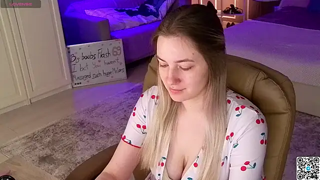 elinanortas online show from October 13, 2025, 1:07 am