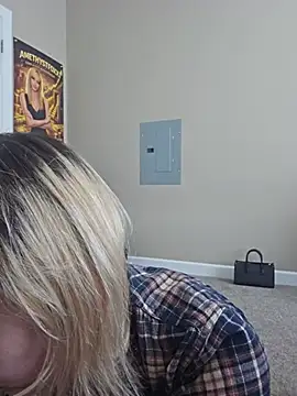 AmethystFoxx online show from July 1, 2026, 5:46 pm