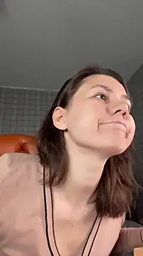 Snapshot of NinaVI chatting on September 14, 2025, 6:30 pm NinaVI online show from September 14, 2025, 6:30 pm