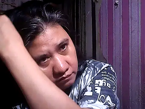 sweetsosie18 online show from October 9, 2025, 4:51 pm