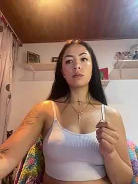 Snapshot of MadisonCambel chatting on February 23, 2025, 1:24 am MadisonCambel online show from February 23, 2025, 1:24 am