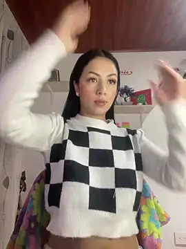 Snapshot of MadisonCambel chatting on March 7, 2025, 9:40 am MadisonCambel online show from March 7, 2025, 9:40 am