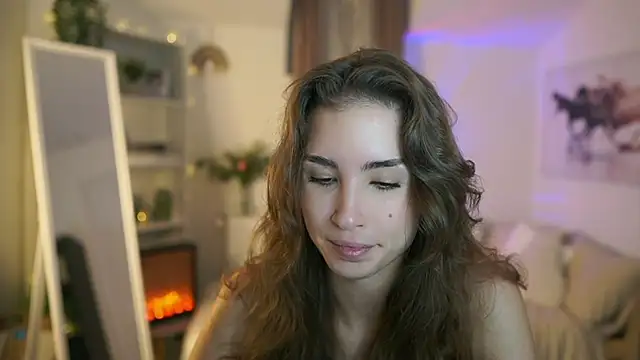 Snapshot of Abella_Danger_X chatting on October 15, 2025, 8:44 am Abella Danger X online show from October 15, 2025, 8:44 am