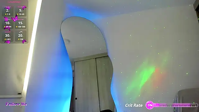 SussiVega online show from October 12, 2025, 5:03 pm