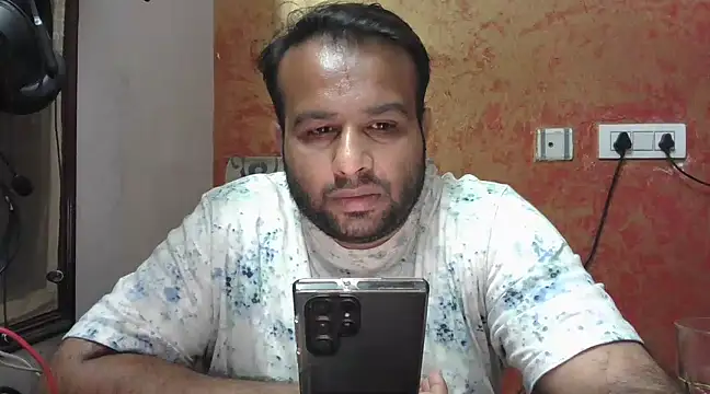 Snapshot of sura11311 chatting on February 14, 2025, 5:46 pm sura11311 online show from February 14, 2025, 5:46 pm