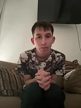 alex2p12 online show from February 4, 2026, 9:15 am