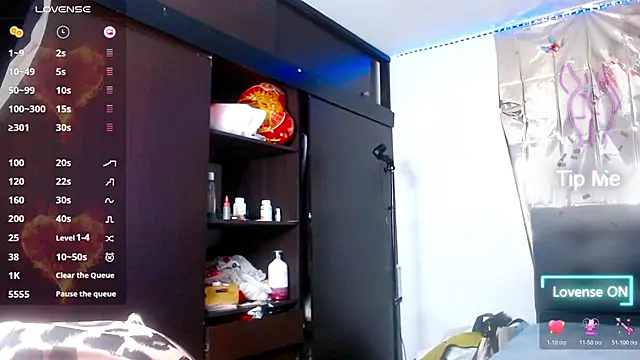 Snapshot of mussa_hott chatting on November 12, 2025, 8:56 pm mussa hott online show from November 12, 2025, 8:56 pm