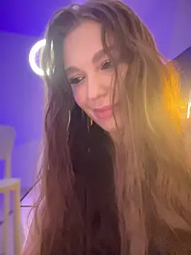 Snapshot of Emma_Catt chatting on December 22, 2024, 6:48 pm Emma Catt online show from December 22, 2024, 6:48 pm