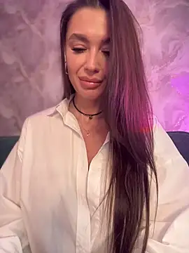 Snapshot of Emma_Catt chatting on April 2, 2026, 4:41 am Emma Catt online show from April 2, 2026, 4:41 am