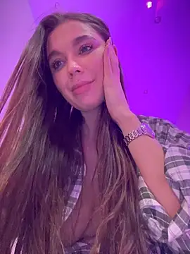 Snapshot of Emma_Catt chatting on January 24, 2025, 6:25 pm Emma Catt online show from January 24, 2025, 6:25 pm