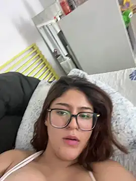 Snapshot of Juliana_News chatting on May 29, 2026, 12:16 am Juliana News online show from May 29, 2026, 12:16 am