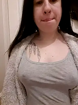 Tinka-Bella-Privat online show from April 24, 2026, 5:09 am