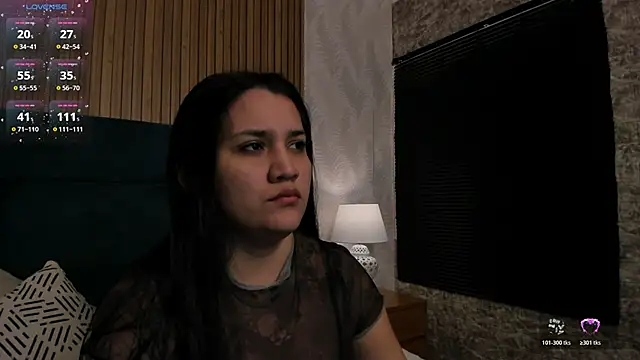 Kareena chopra online show from November 10, 2025, 12:32 pm