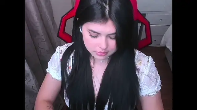 Alyaa s online show from February 12, 2026, 9:03 pm