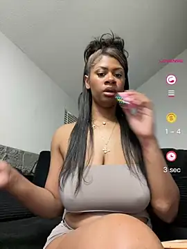 Snapshot of shawneebaby chatting on April 28, 2026, 5:34 am shawneebaby online show from April 28, 2026, 5:34 am