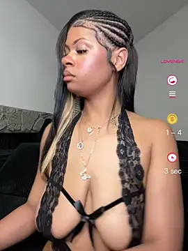 Snapshot of shawneebaby chatting on May 11, 2026, 6:15 am shawneebaby online show from May 11, 2026, 6:15 am