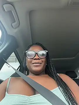 Snapshot of TilaTotti chatting on July 16, 2026, 7:22 pm TilaTotti online show from July 16, 2026, 7:22 pm