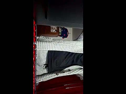 ALBEIROFOOTBALL1992 online show from March 1, 2026, 4:56 am