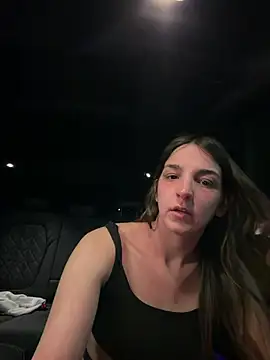 DoriDeluxe66 online show from February 7, 2026, 10:18 pm