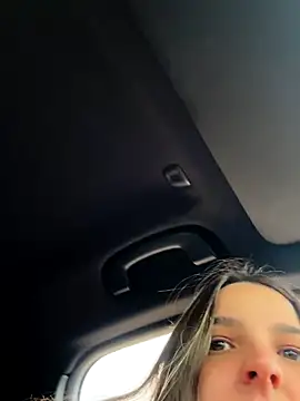 Snapshot of DoriDeluxe66 chatting on October 9, 2025, 8:59 am DoriDeluxe66 online show from October 9, 2025, 8:59 am