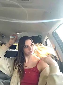 Snapshot of DoriDeluxe66 chatting on October 24, 2025, 9:30 am DoriDeluxe66 online show from October 24, 2025, 9:30 am