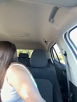 Snapshot of DoriDeluxe66 chatting on November 7, 2025, 10:31 am DoriDeluxe66 online show from November 7, 2025, 10:31 am