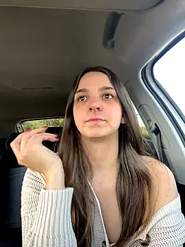 Snapshot of DoriDeluxe66 chatting on November 13, 2025, 11:36 am DoriDeluxe66 online show from November 13, 2025, 11:36 am