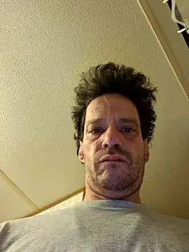 Snapshot of chosen923 chatting on October 7, 2025, 6:25 am chosen923 online show from October 7, 2025, 6:25 am