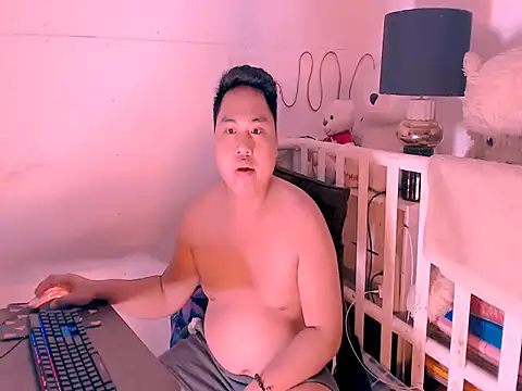 Snapshot of Hardking_69 chatting on June 23, 2026, 5:44 pm Hardking 69 online show from June 23, 2026, 5:44 pm