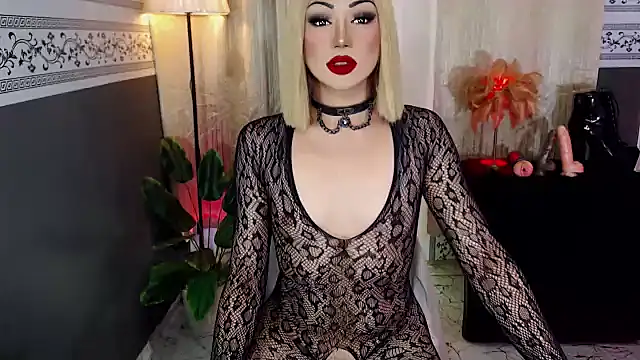 Snapshot of SeductiveAsianTs chatting on April 24, 2026, 8:33 pm SeductiveAsianTs online show from April 24, 2026, 8:33 pm