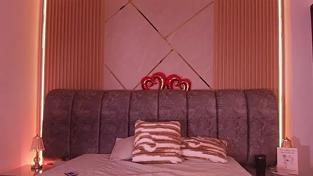 Snapshot of naia_blessed chatting on February 26, 2026, 7:14 pm naia blessed online show from February 26, 2026, 7:14 pm