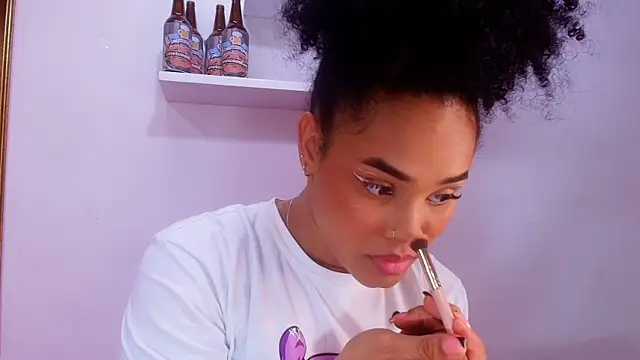 naia blessed online show from October 8, 2025, 7:36 pm