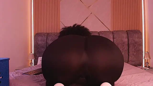 Snapshot of naia_blessed chatting on March 5, 2026, 7:21 pm naia blessed online show from March 5, 2026, 7:21 pm