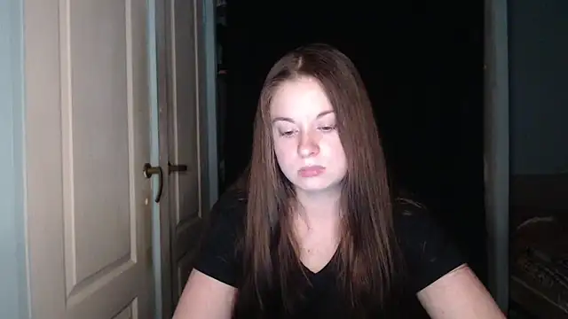 ryhhnnagold99 online show from June 5, 2026, 6:57 pm
