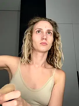 Snapshot of Feral_berry_8133 chatting on September 9, 2025, 8:18 pm Feral berry 8133 online show from September 9, 2025, 8:18 pm