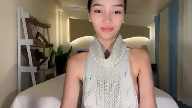  caroline69 online show from October 24, 2025, 2:43 am