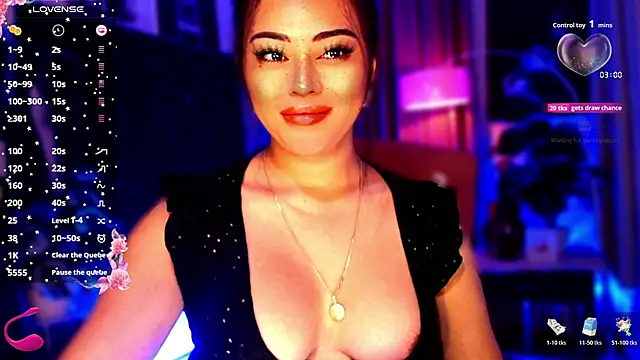 Snapshot of Thalia_Cambridge chatting on October 24, 2025, 10:20 pm Thalia Cambridge online show from October 24, 2025, 10:20 pm