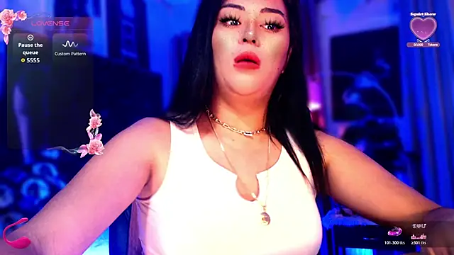 Snapshot of Thalia_Cambridge chatting on November 11, 2025, 1:55 am Thalia Cambridge online show from November 11, 2025, 1:55 am